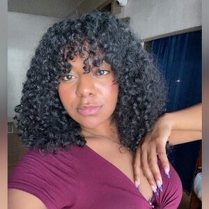 Meet your Posher, Beebs !!